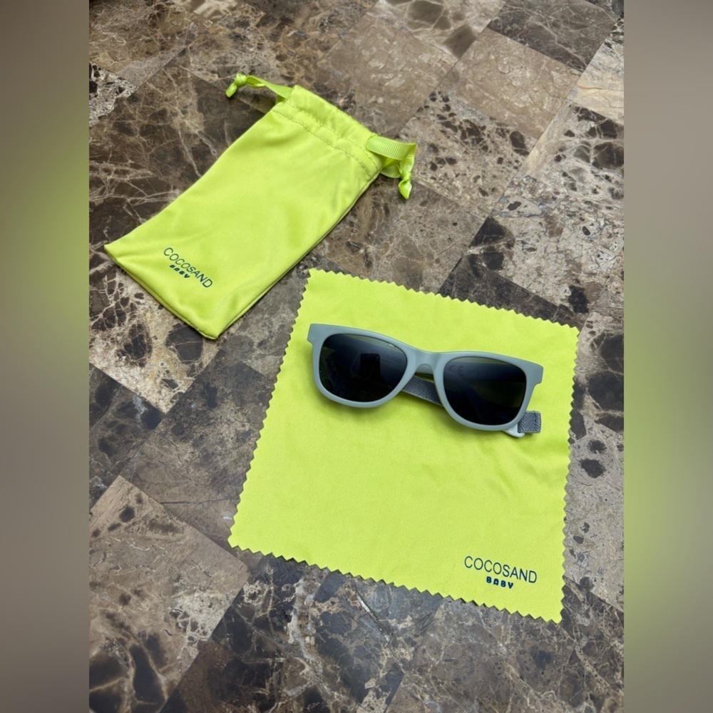 Cocosand baby  Gray Sunglasses with Case unisex 0-12 months